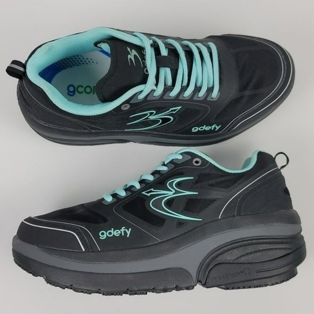 G-DEFY ION LOWTOP SNEAKERS,  WOMANS SIZE 9 EUC